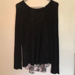 Long sleeve lightweight sweater